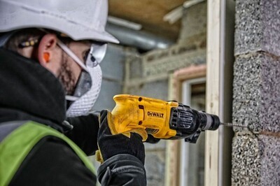 Перфоратор DeWalt D25033 фото 7