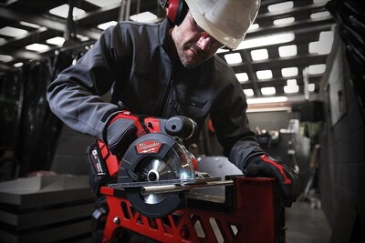 Аккуммуляторная циркулярная пила Milwaukee M18 FMCS-502X 4933459193 фото 19